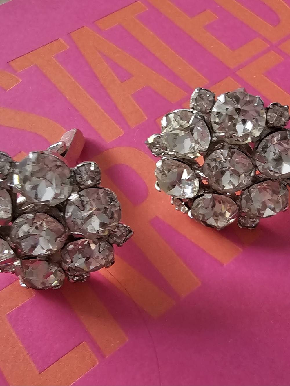 CUFF LINKS Source Unknown Silver-Tone Clear Crystal Cluster Cuff Links